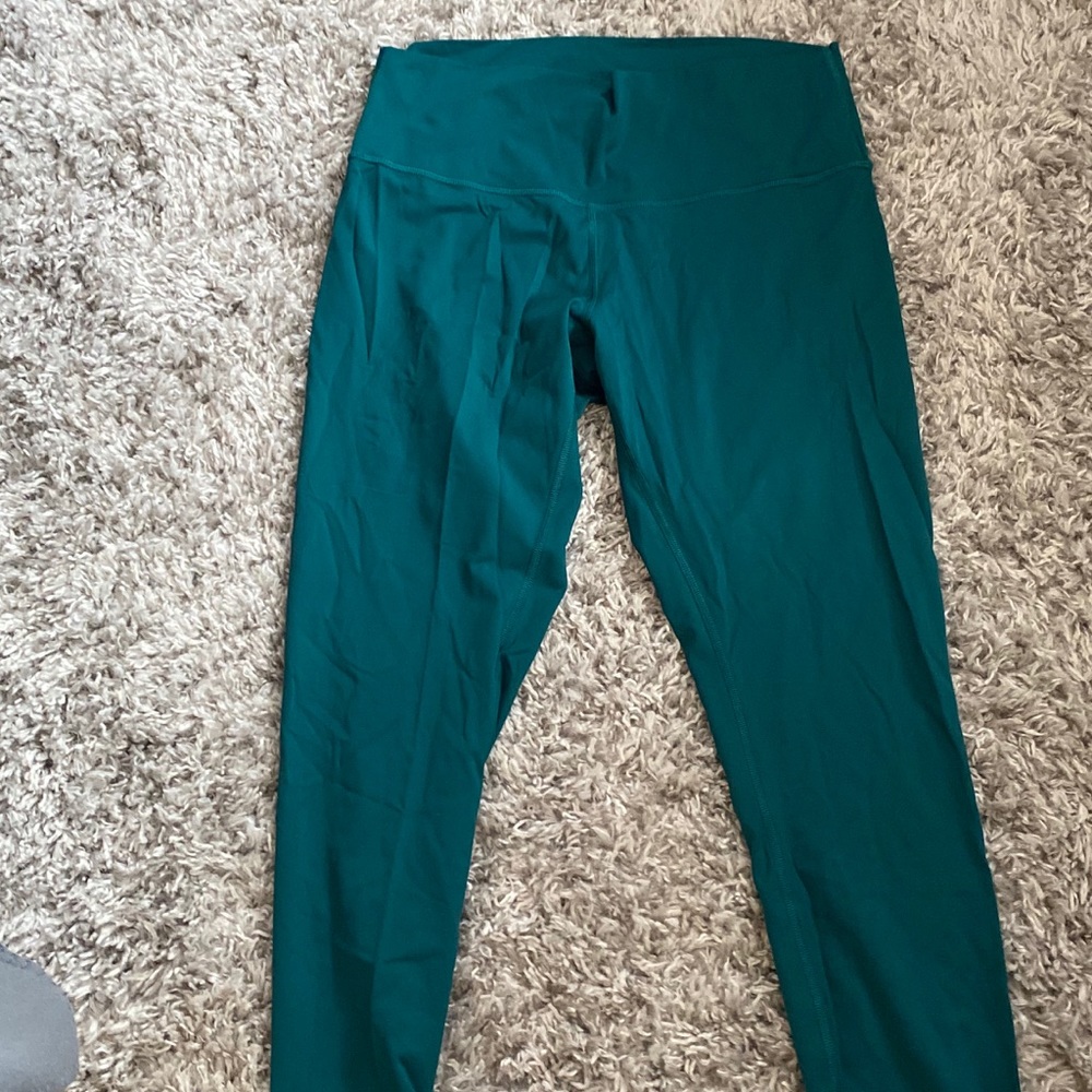 Lululemon wunderunders size 12